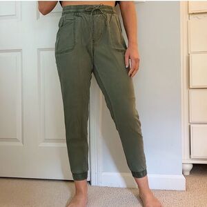 Hollister High Rise Army Green Jogger Pants